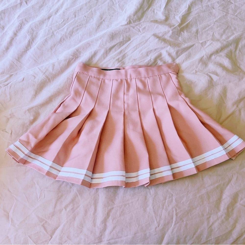 Ladies‎ skirt pink color XS size
